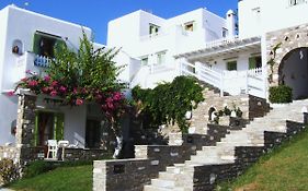 Elena Studios & Apartments